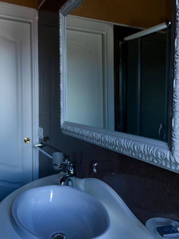 Bed and Breakfast Palazzo Eliss Margherita Di Savoia Pokój zdjęcie